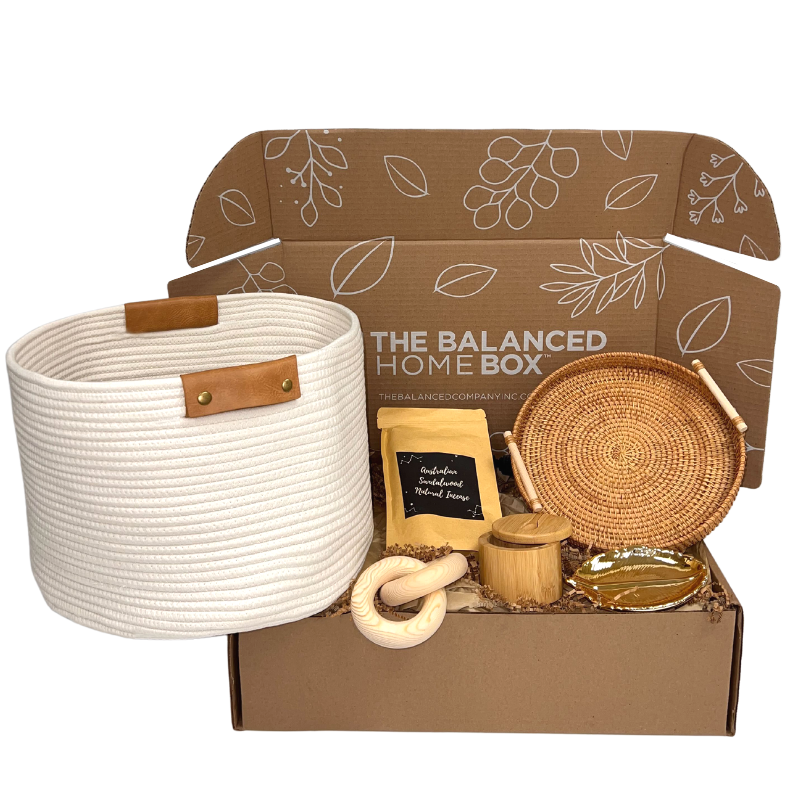 The Fall Balanced Home Box is filled with 7 premium, full-size home décor items that will refresh your space.